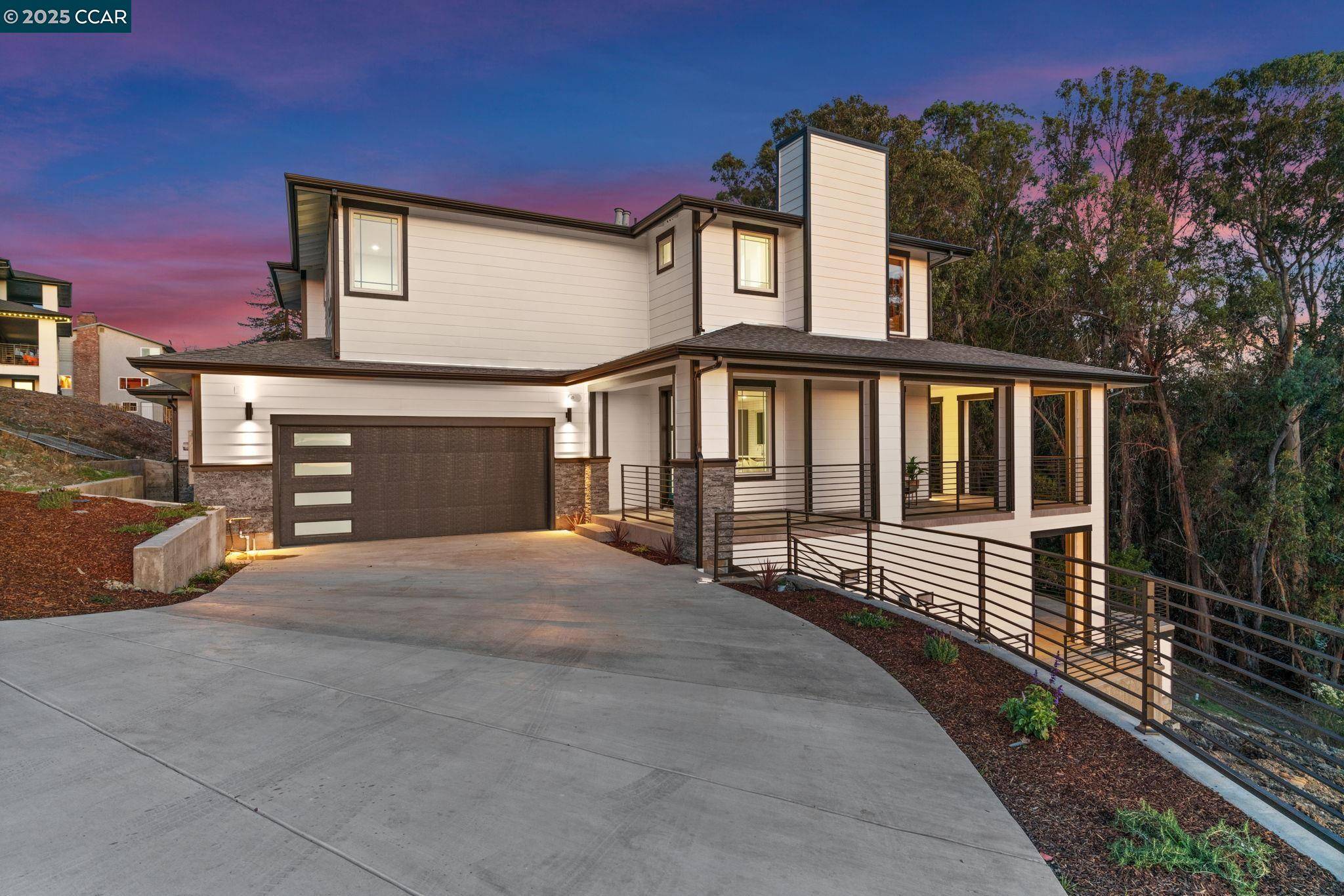 Oakland, CA 94605,9 Turner Ct