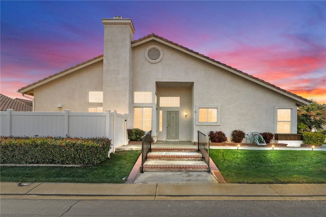 Banning, CA 92220,1284 Cypress Point DR