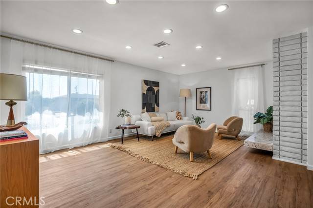 Montebello, CA 90640,1424 Via Camille