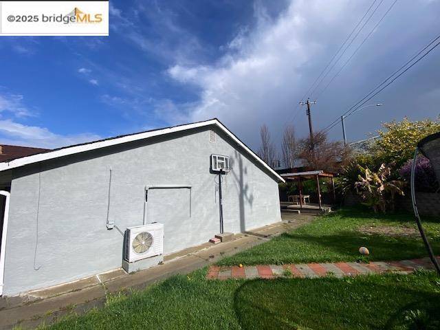 Vallejo, CA 94589,150 Daisy ct
