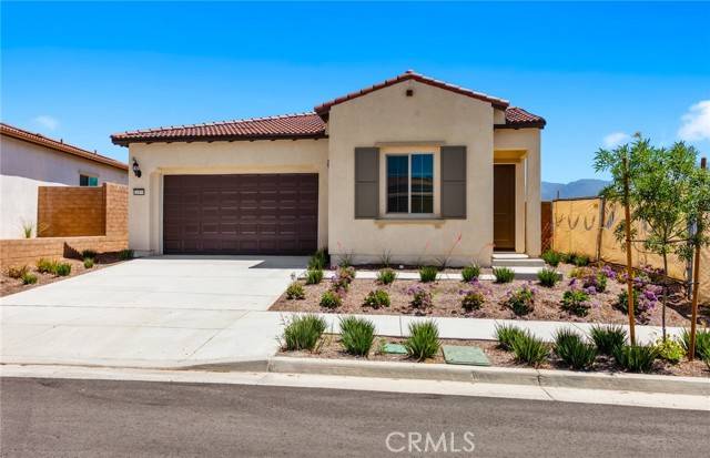 Corona, CA 92883,11879 Shadeland DR