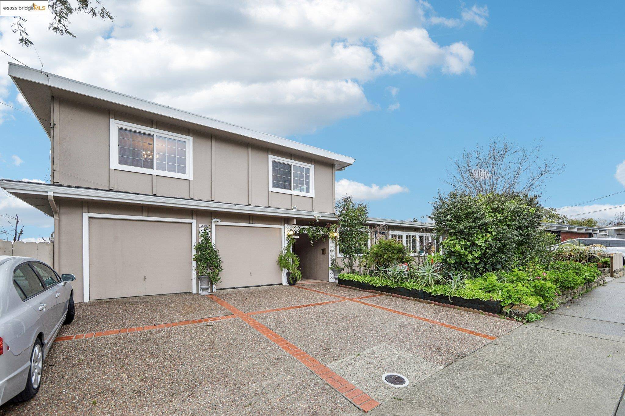 Castro Valley, CA 94552,5630 Greenridge Rd