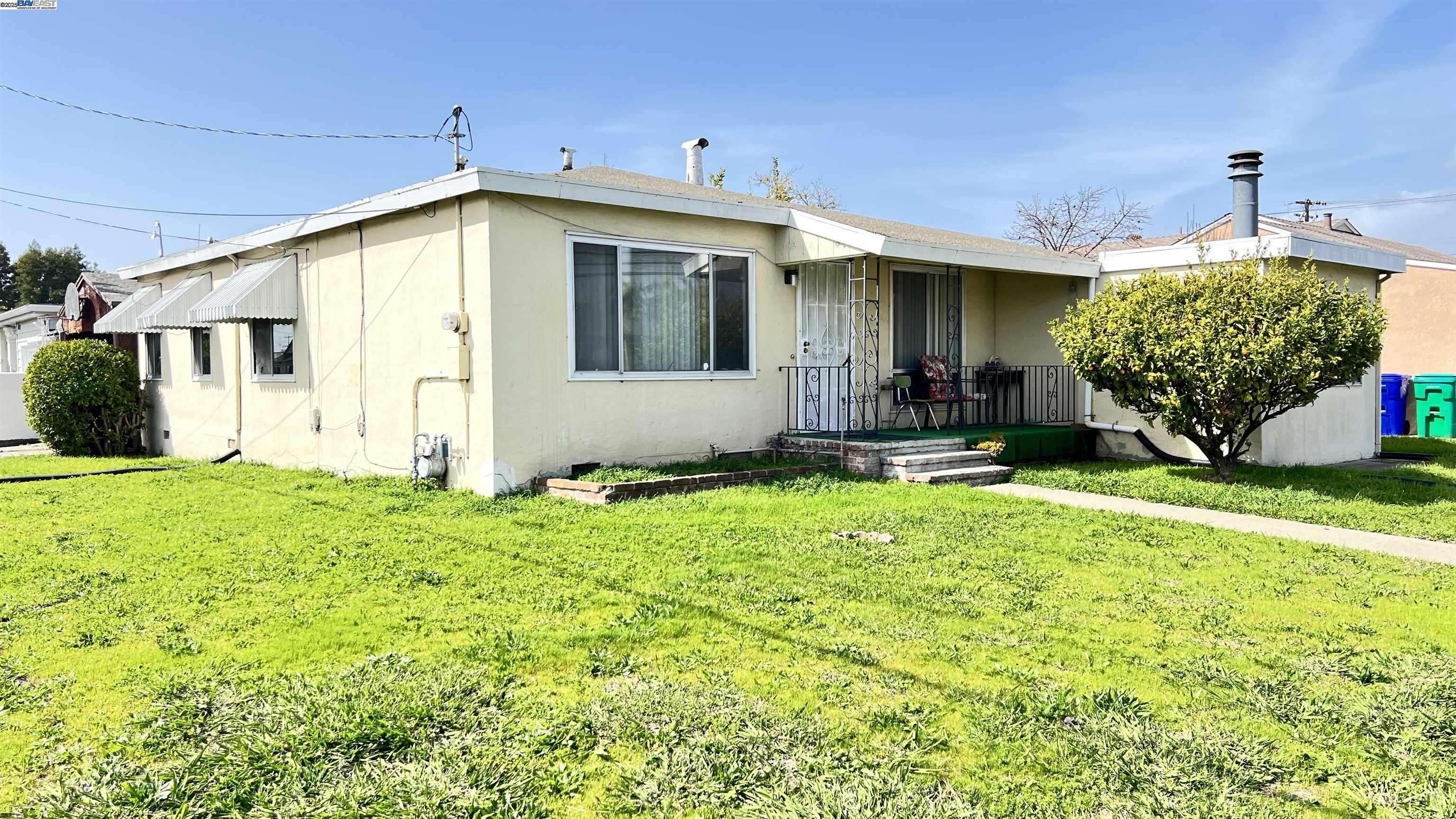 San Leandro, CA 94579,14865 Farnsworth St