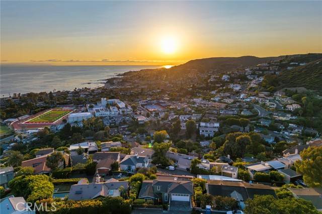 Laguna Beach, CA 92651,745 Buena Vista WAY