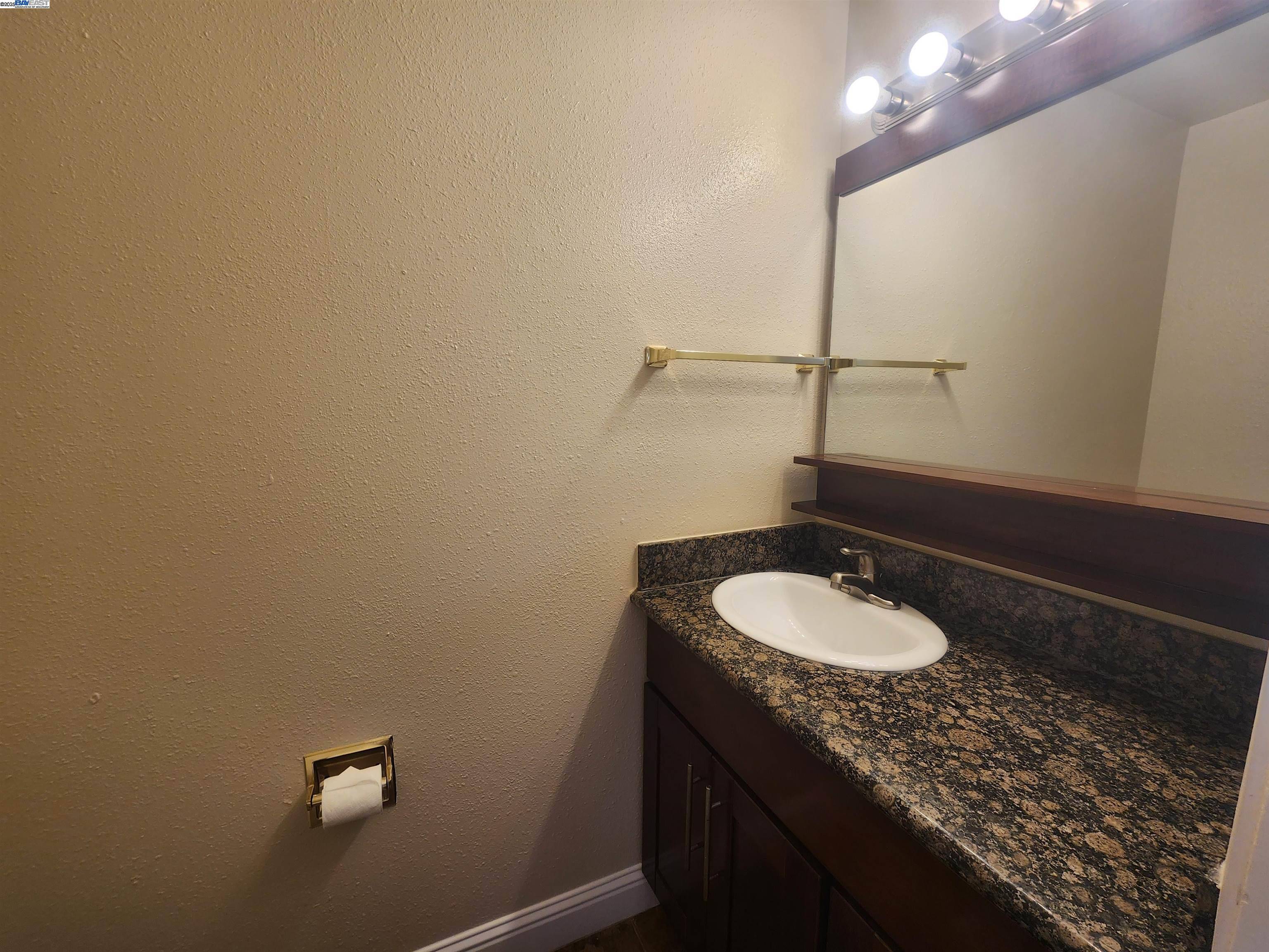 Pleasanton, CA 94566-6828,3375 NORTON WAY 8