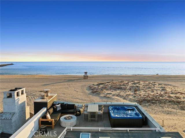 Newport Beach, CA 92661,2144 E Oceanfront