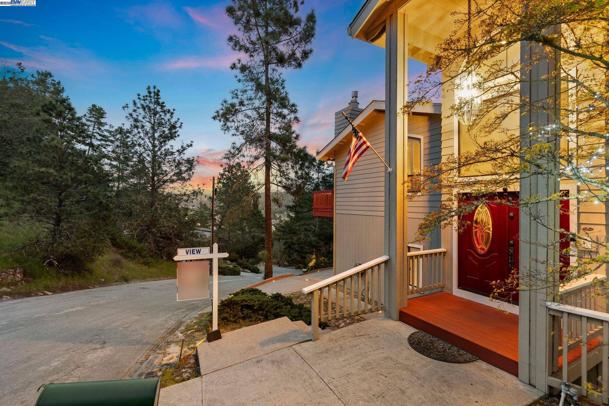 Scotts Valley, CA 95066,205 Blueberry Dr