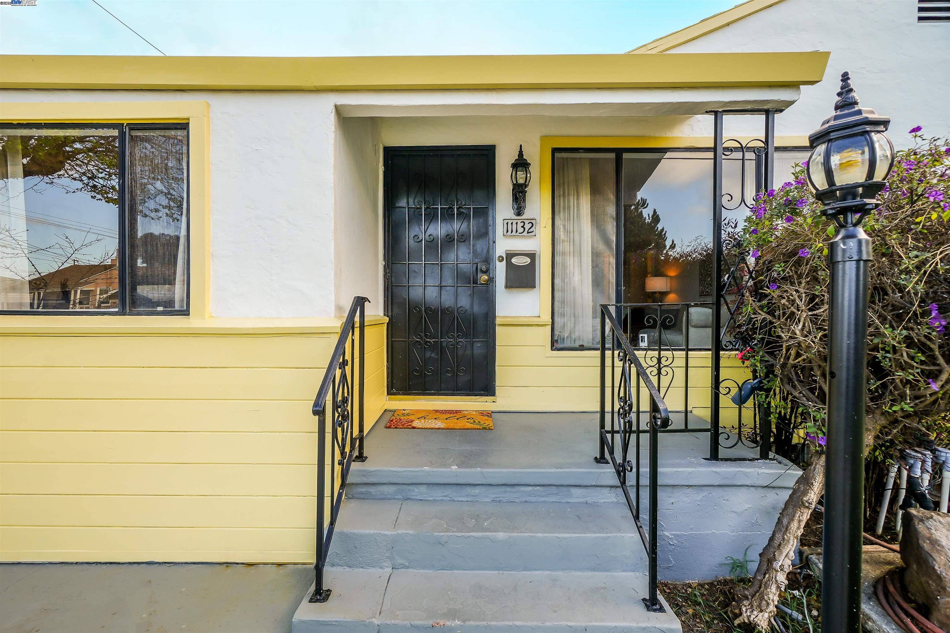 Oakland, CA 94603-3614,11132 Acalanes Dr