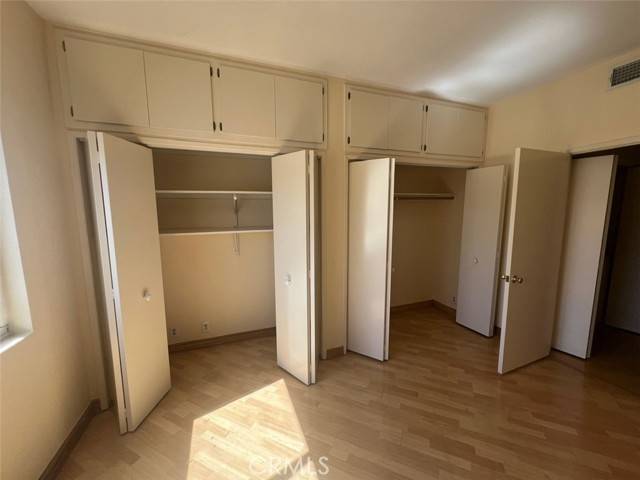 Encino, CA 91316,5333 Zelzah AVE 302