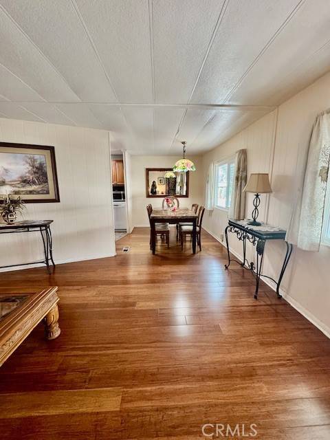Lake Forest, CA 92630,24921 Muirlands BLD 11