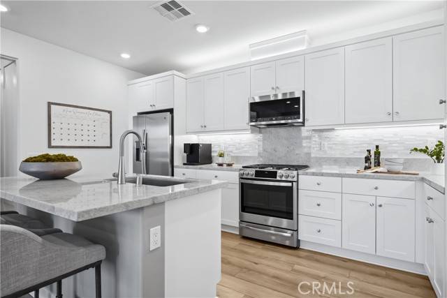 Rancho Mission Viejo, CA 92694,1301 Lasso WAY 303