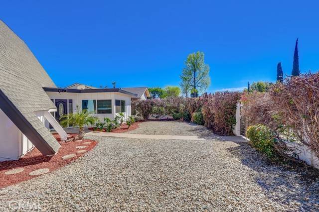 North Hills, CA 91343,9754 Swinton AVE