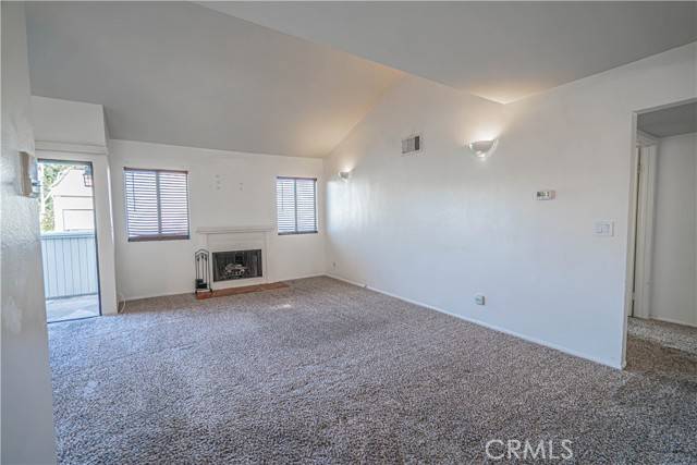 Canyon Country, CA 91351,27063 #5 Crossglade AVE 5