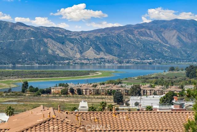 Lake Elsinore, CA 92532,15423 Park Point AVE 108