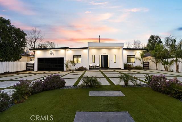 Woodland Hills, CA 91367,23143 Leonora DR