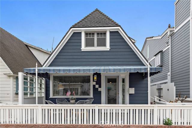 Newport Beach, CA 92661,323 Island AVE