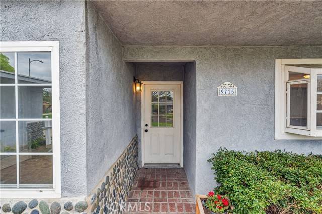 Chatsworth, CA 91311,9715 Delco AVE