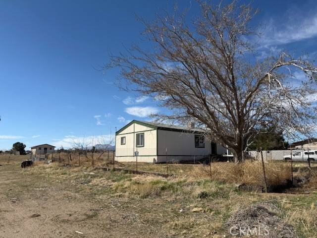 Oak Hills, CA 92344,9853 Phelan RD