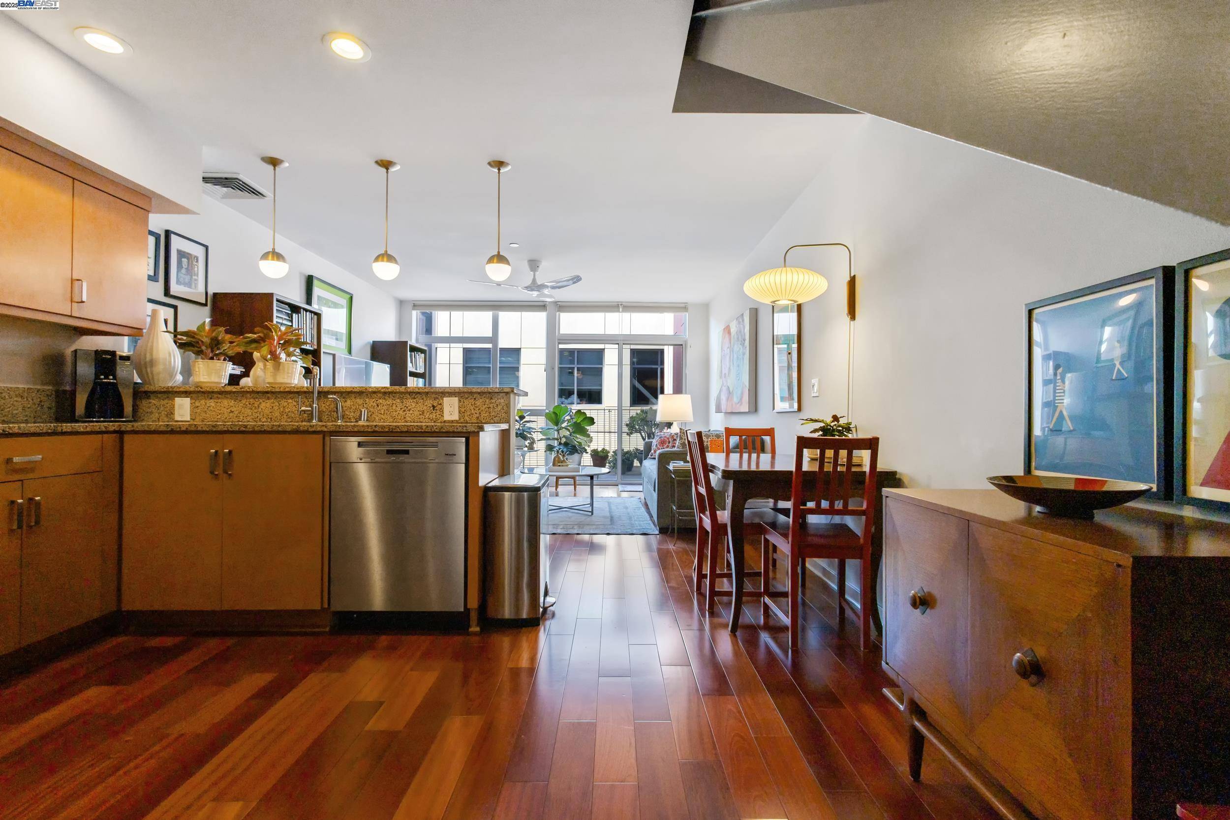 Oakland, CA 94612,630 Thomas L Berkley Way 514