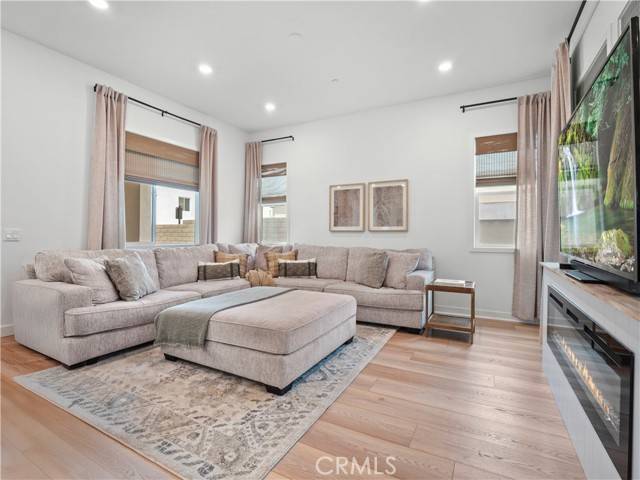 Valencia, CA 91381,27074 Amber Sky WAY