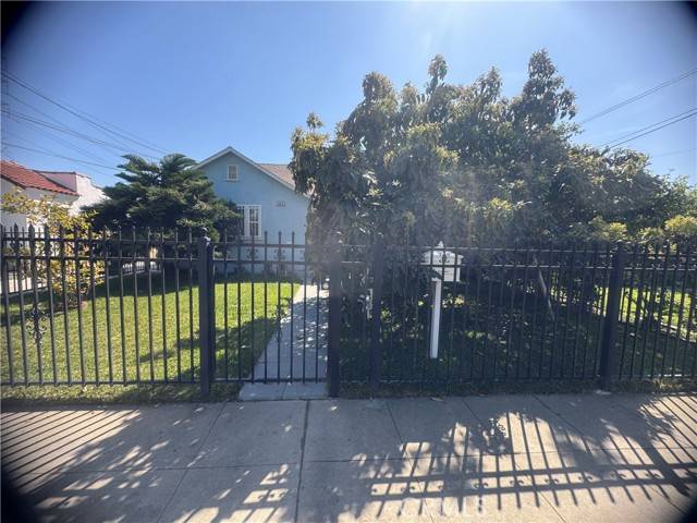 Huntington Park, CA 90255,3410 California ST