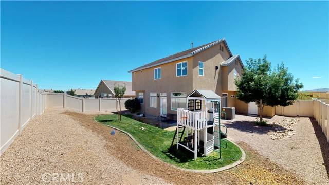 Hesperia, CA 92344,8846 Tamarisk AVE