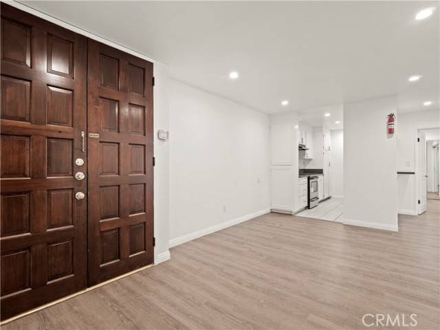 Encino, CA 91316,5334 Lindley AVE 125