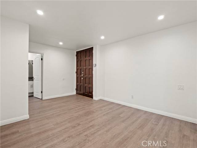 Encino, CA 91316,5334 Lindley AVE 125