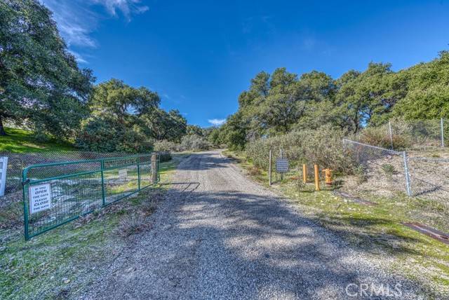 Canyon Country, CA 91387,0 Pineview