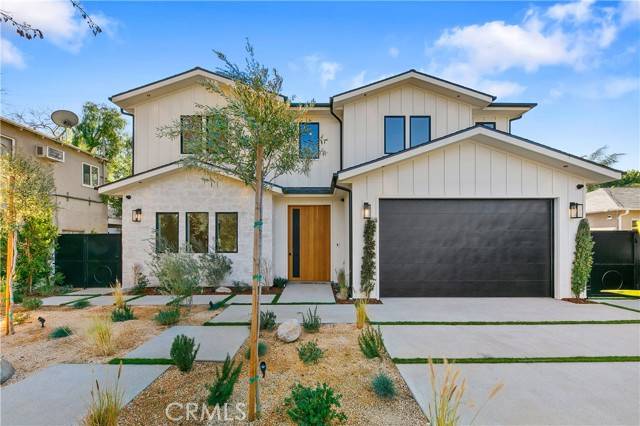 Sherman Oaks, CA 91423,13944 Valleyheart DR