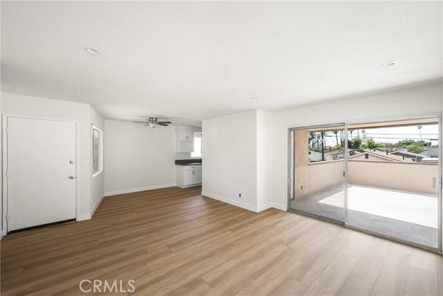 Anaheim, CA 92805,121 S Illinois ST 4