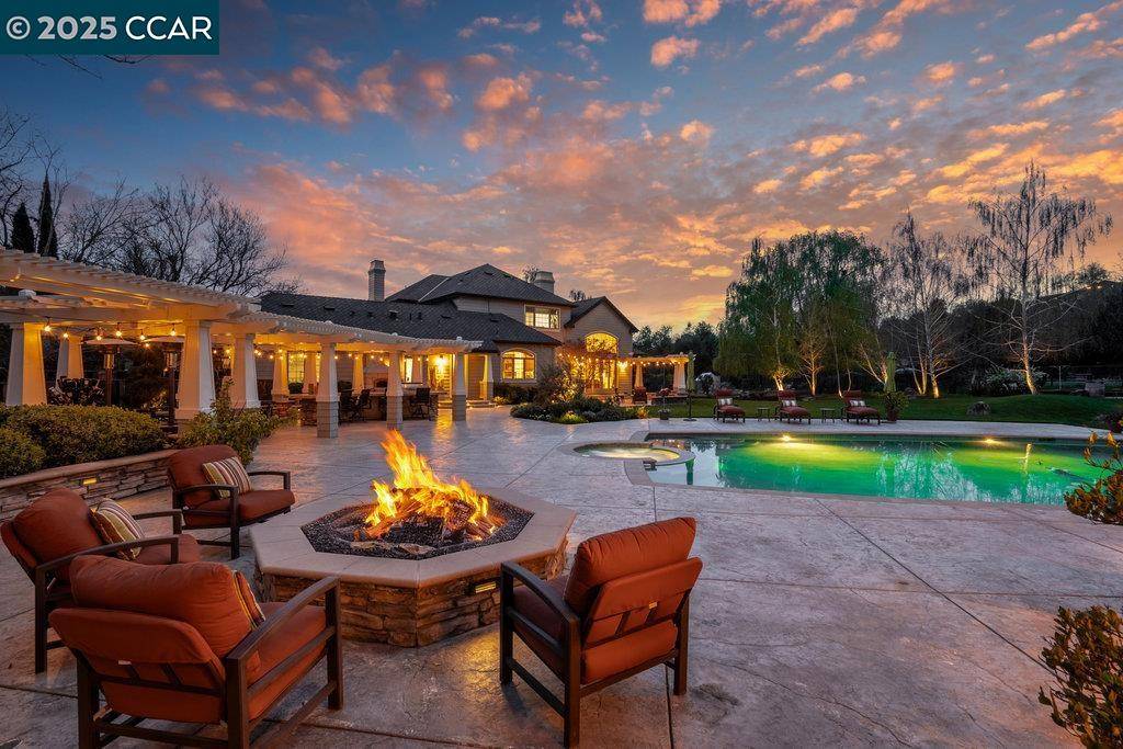 Danville, CA 94506,21 Meadow Lake Dr