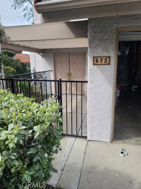 Westlake Village, CA 91362,673 Arroyo Oaks DR