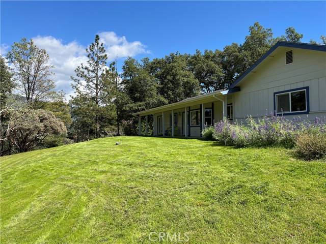 Mariposa, CA 95338,5869 Meadow LN