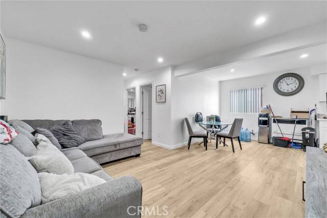 Lynwood, CA 90262,11230 Louise AVE