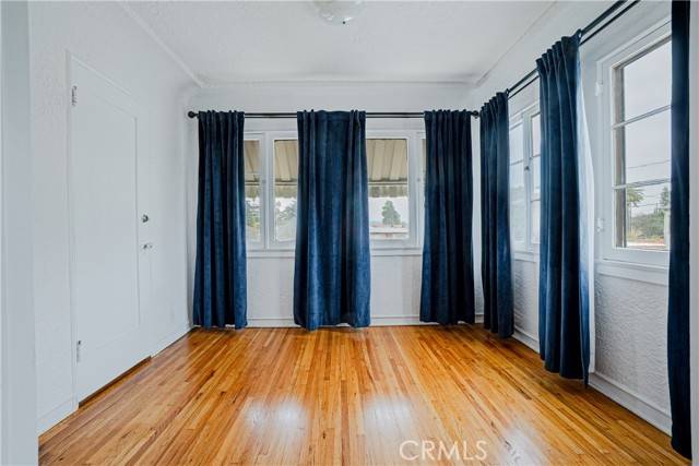 Los Angeles, CA 90065,4667 W Avenue 40