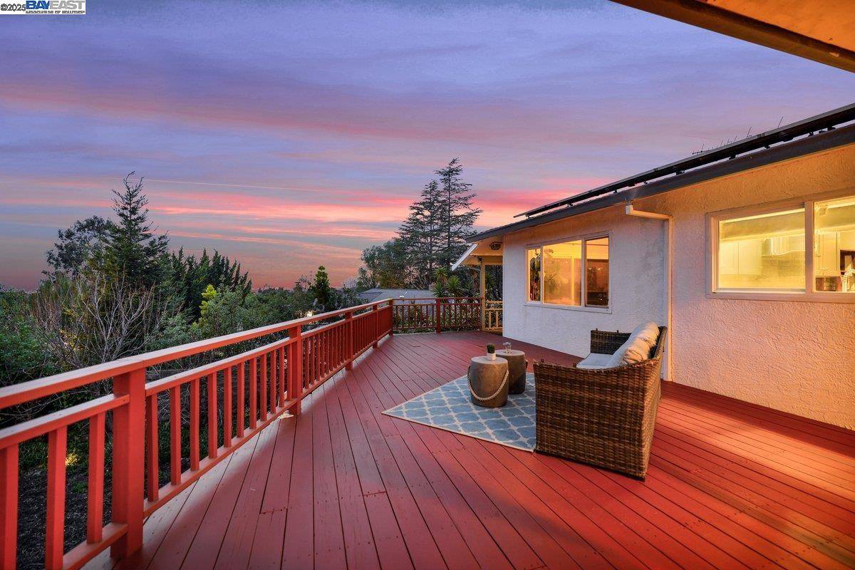 Hayward, CA 94542,2503 Oakes Dr