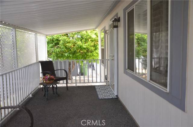 Canoga Park, CA 91304,8801 Eton AVE 90