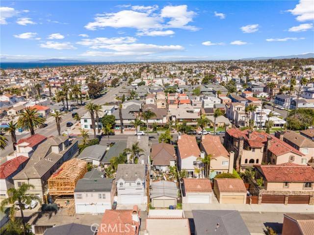 Huntington Beach, CA 92648,412 11th ST