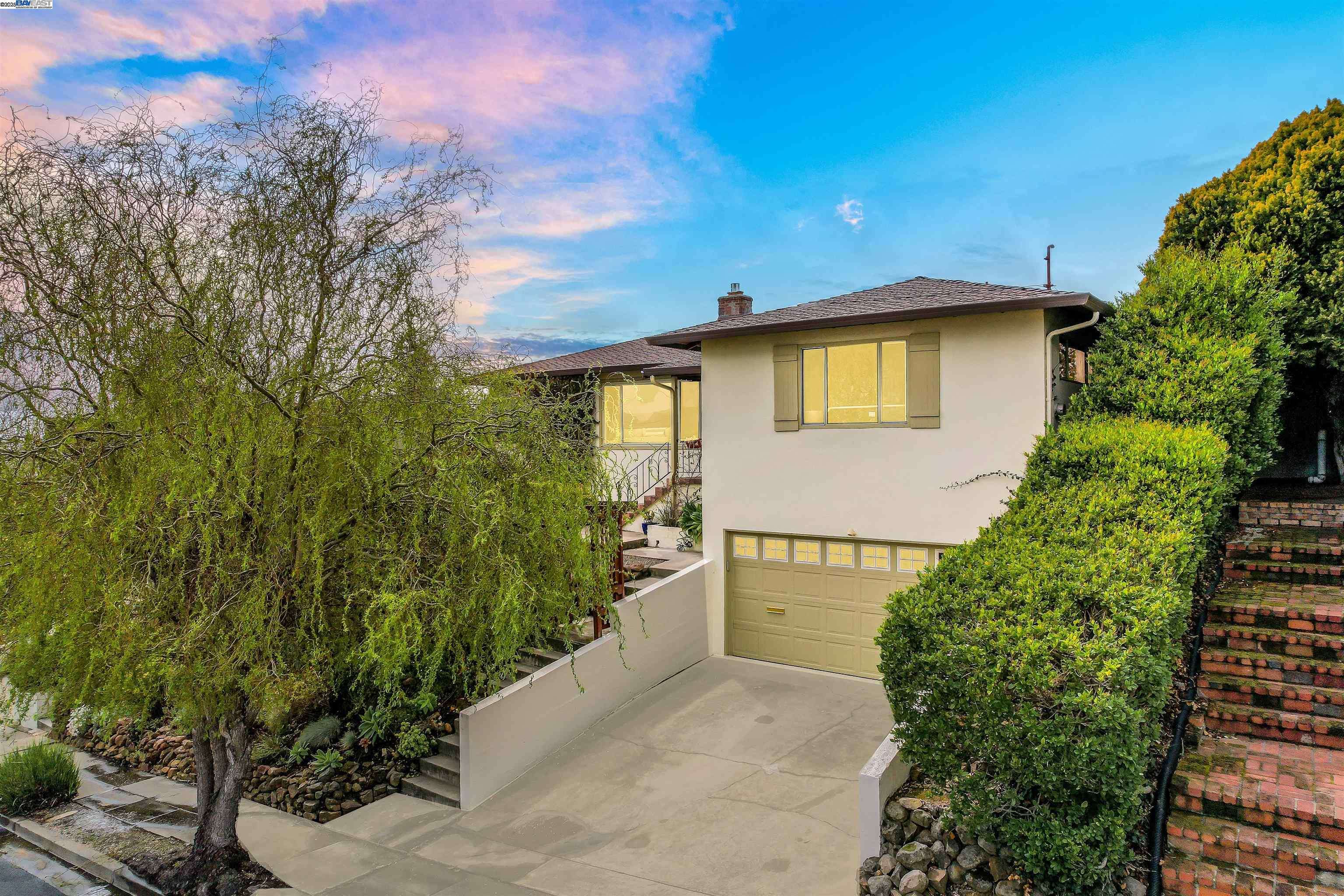 Castro Valley, CA 94546,18473 Carlwyn Dr