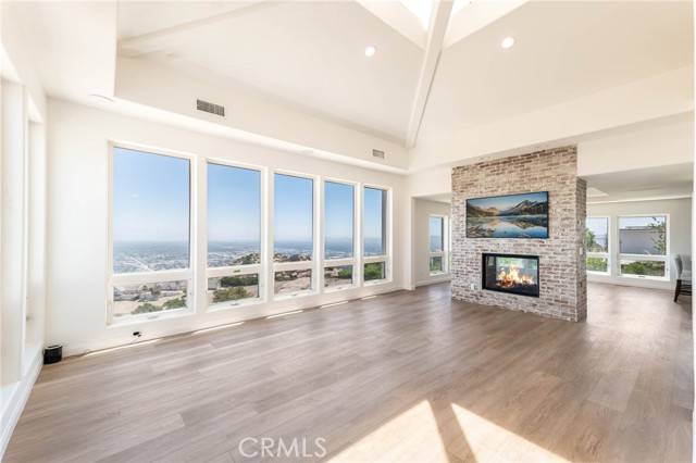 Simi Valley, CA 93063,1112 Mesa DR