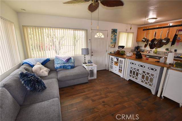 Lake Elsinore, CA 92530,608 Pottery ST