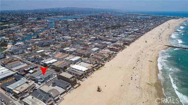 Newport Beach, CA 92663,4404 Seashore DR