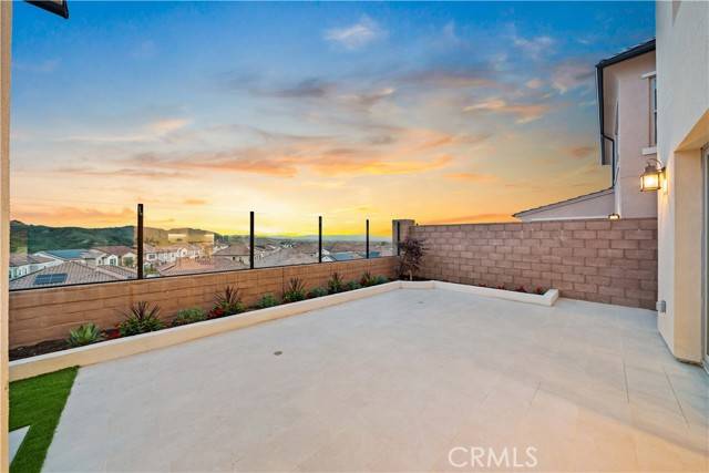 Irvine, CA 92602,206 Collino