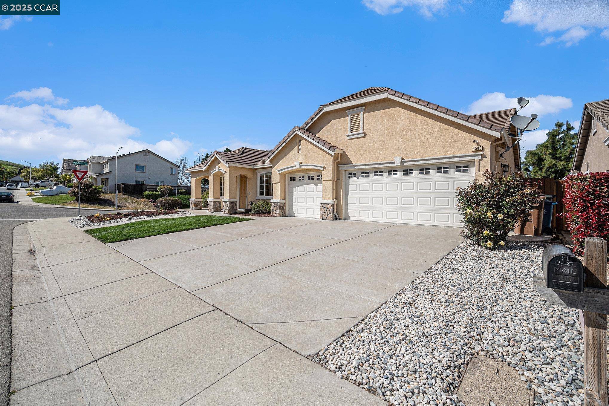 Antioch, CA 94509,3536 Swallow WAY