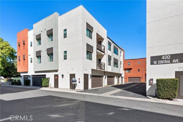 Brea, CA 92821,400 W Central AVE 302