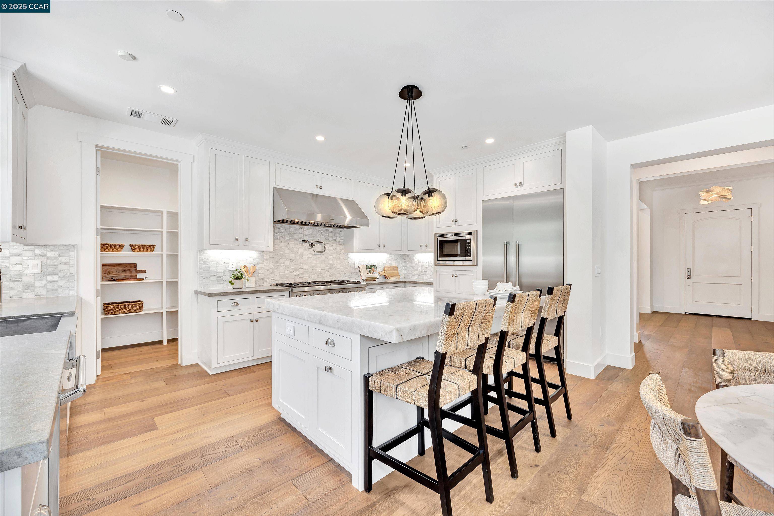 Lafayette, CA 94549,216 Seclusion Valley WAY