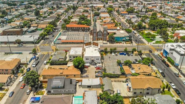 Los Angeles, CA 90037,4714 S Main ST