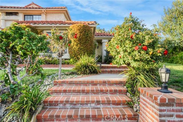 West Hills, CA 91304,23915 Strathern ST