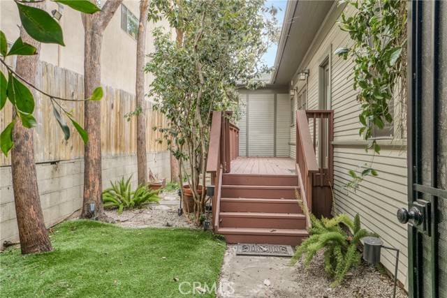 Santa Monica, CA 90401,1332 10th ST
